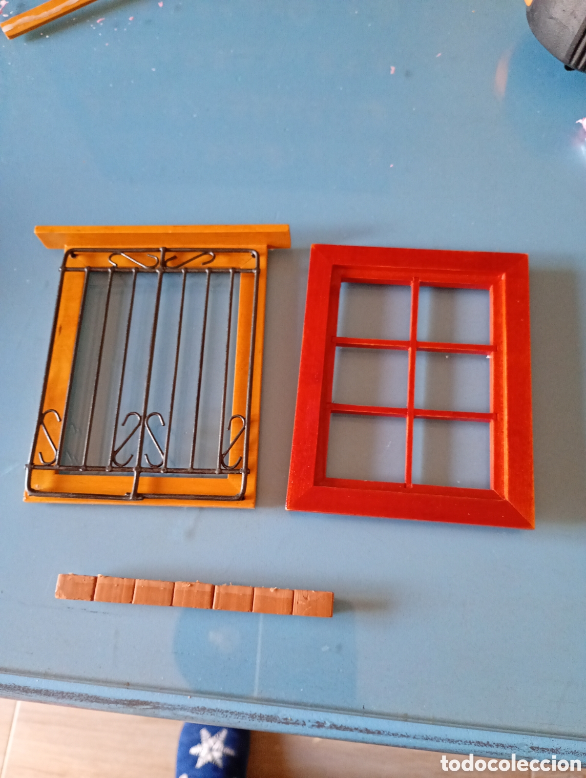 Casas de mu&ntilde;ecas: Ventanas miniatura de madera - Foto 1