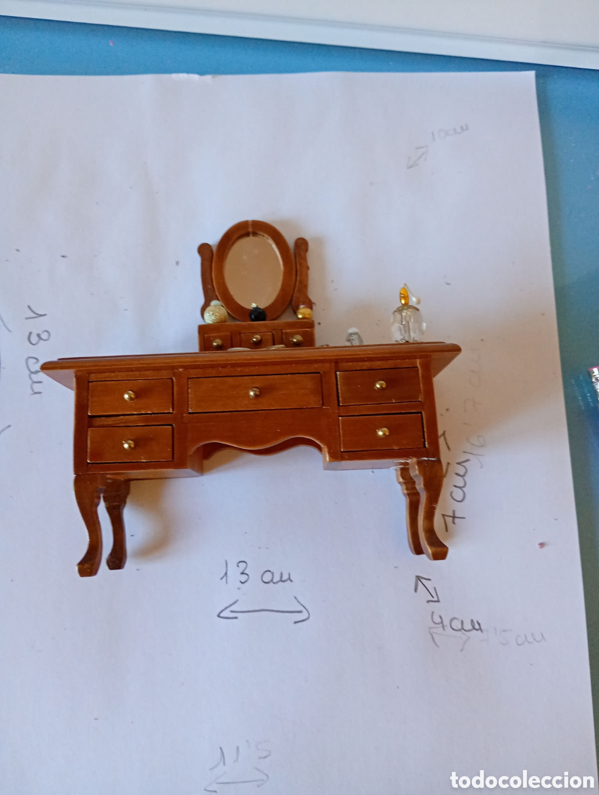 Casas de mu&ntilde;ecas: Dormitorio en miniatura,cama,mesillas etc - Foto 7