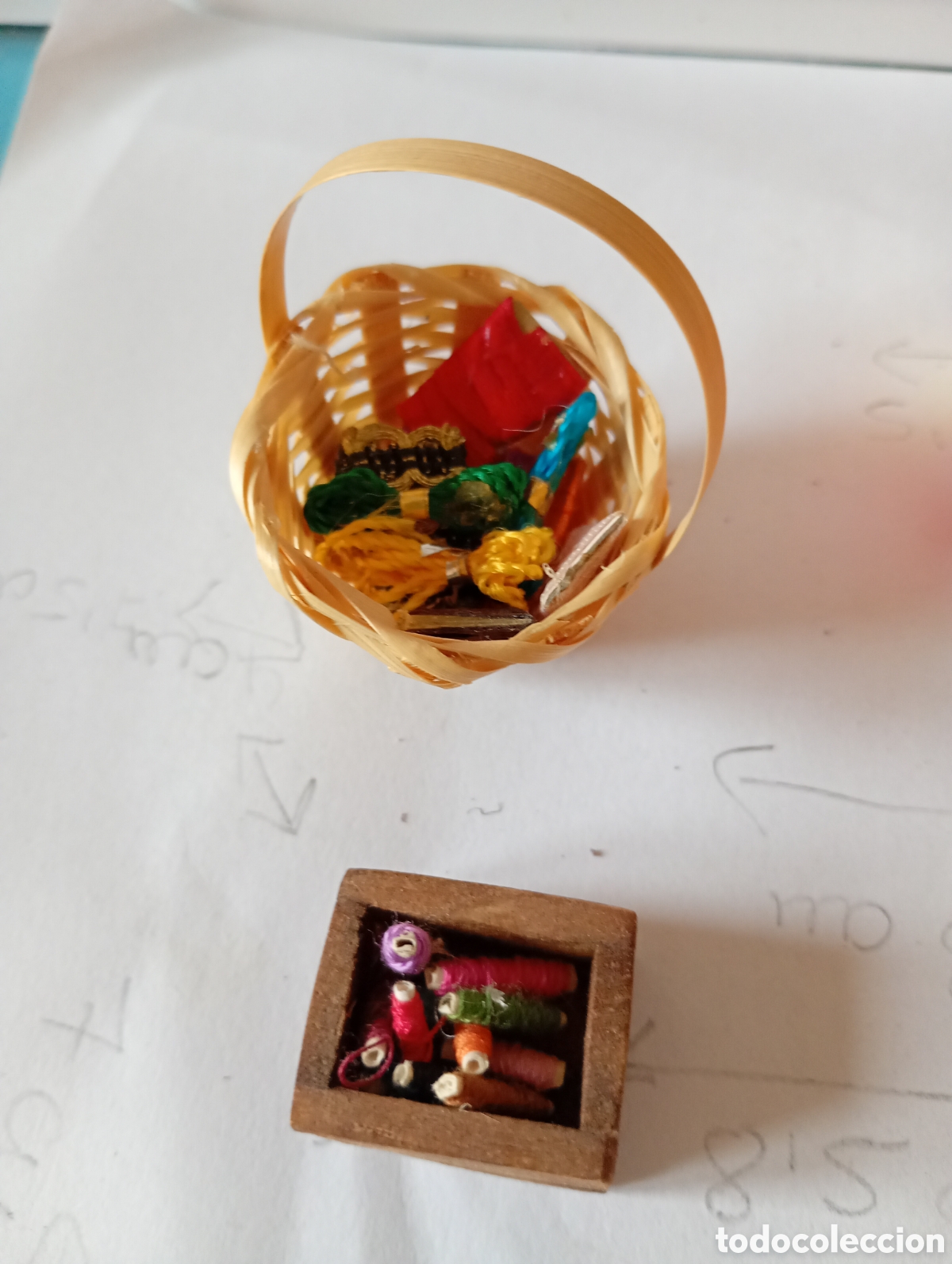 Casas de mu&ntilde;ecas: Costura y telas en miniatura - Foto 2