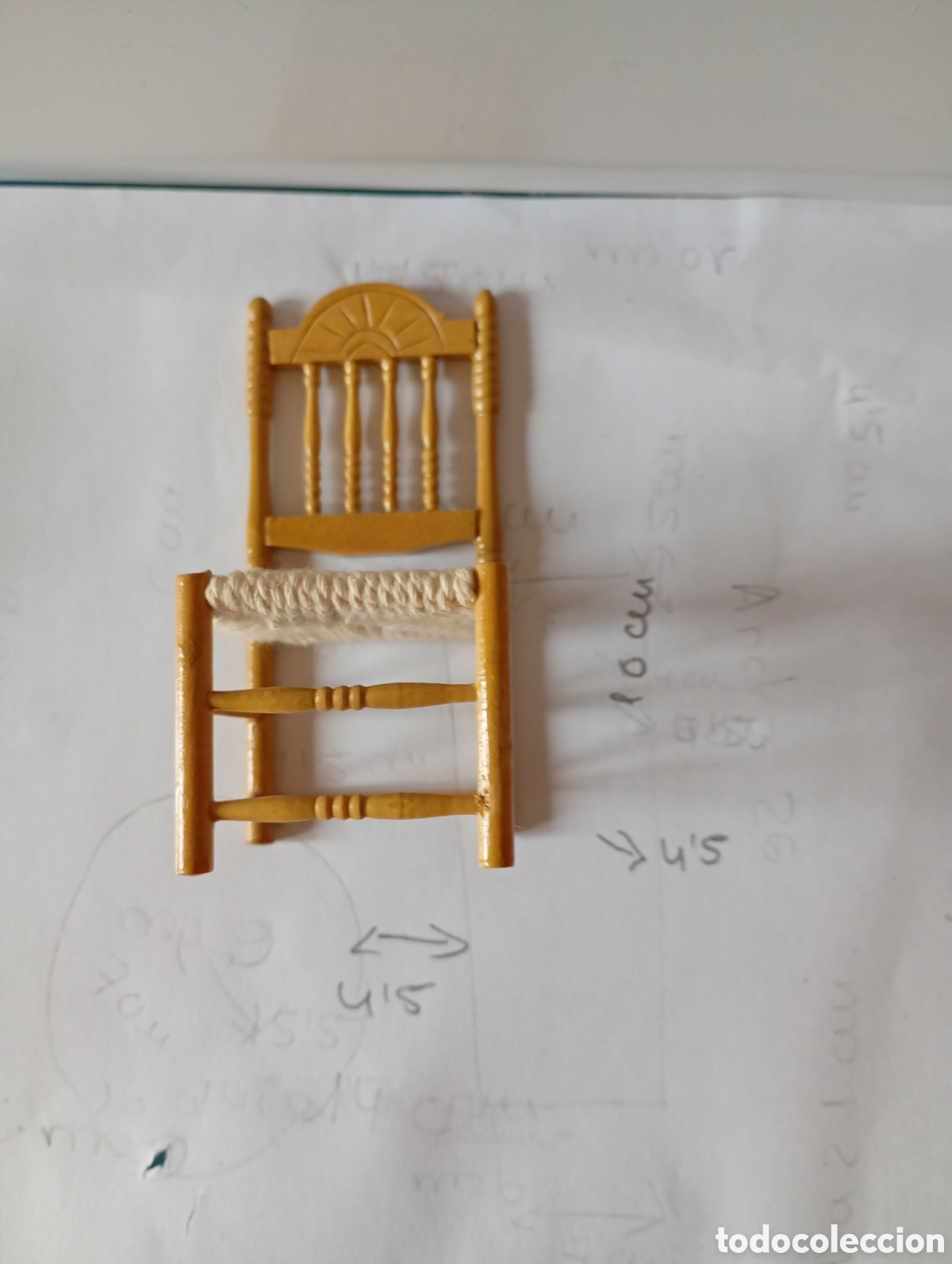 Casas de mu&ntilde;ecas: Silla de madera en miniatura - Foto 5