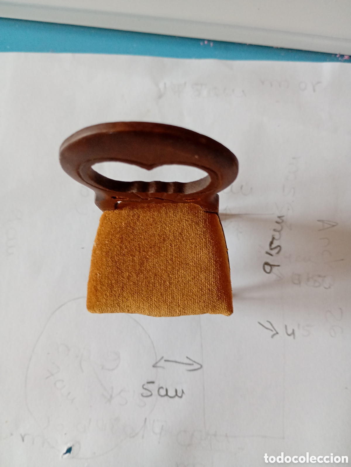 Casas de mu&ntilde;ecas: Silla de madera en miniatura - Foto 5