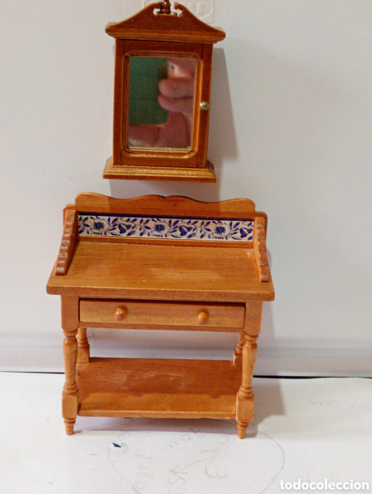 Casas de mu&ntilde;ecas: Mueble de ba&ntilde;o o cocina en miniatura - Foto 1