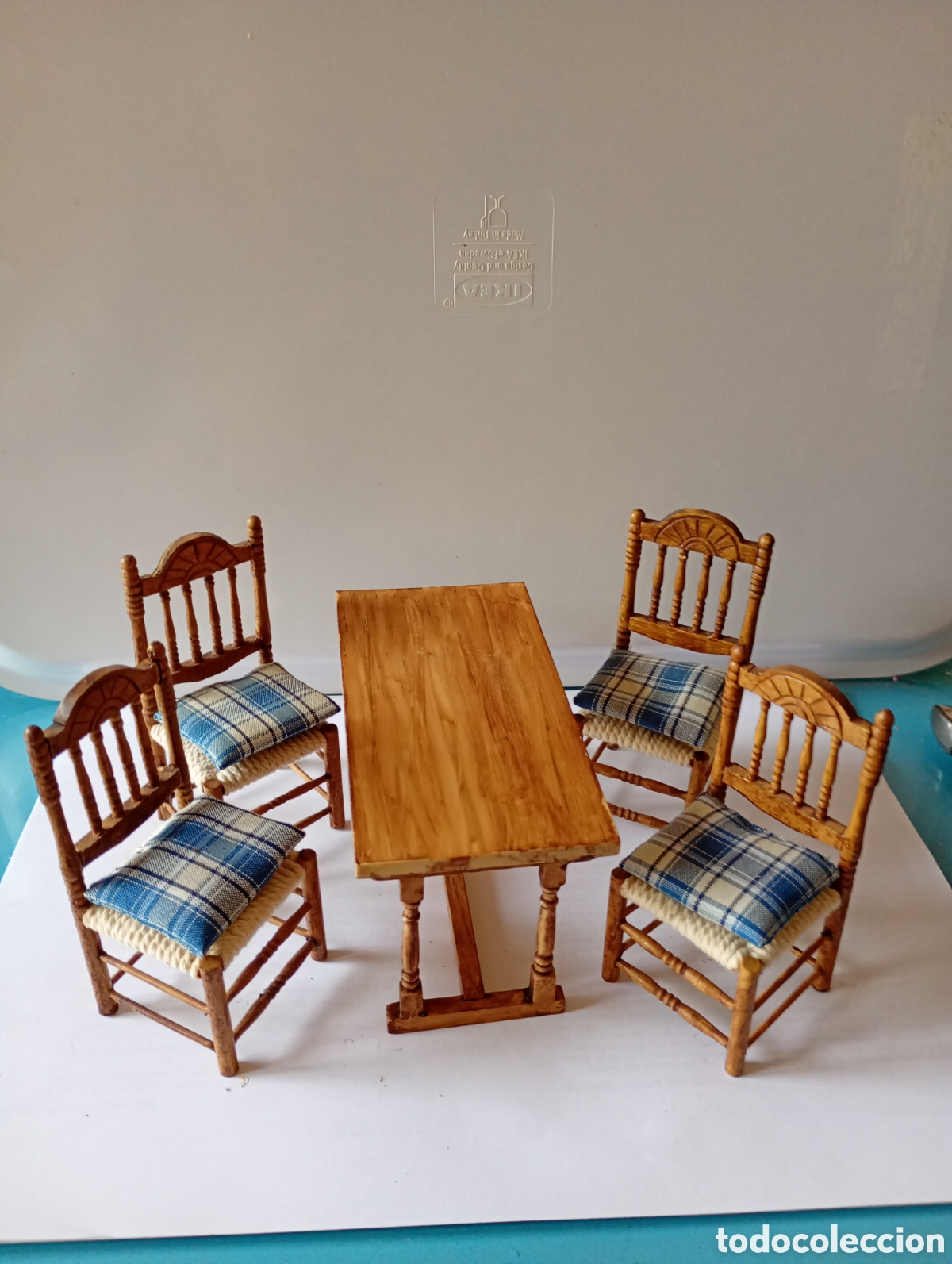 Casas de mu&ntilde;ecas: Mesa y sillas para casa de mu&ntilde;ecas - Foto 1