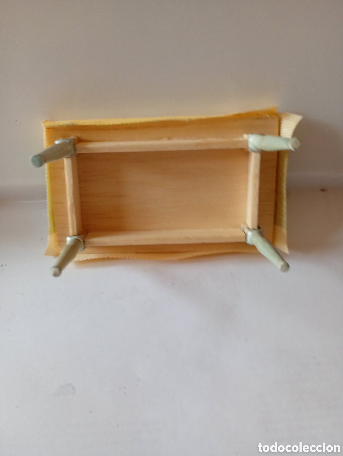 Casas de mu&ntilde;ecas: Mesa de cocina en miniatura - Foto 4
