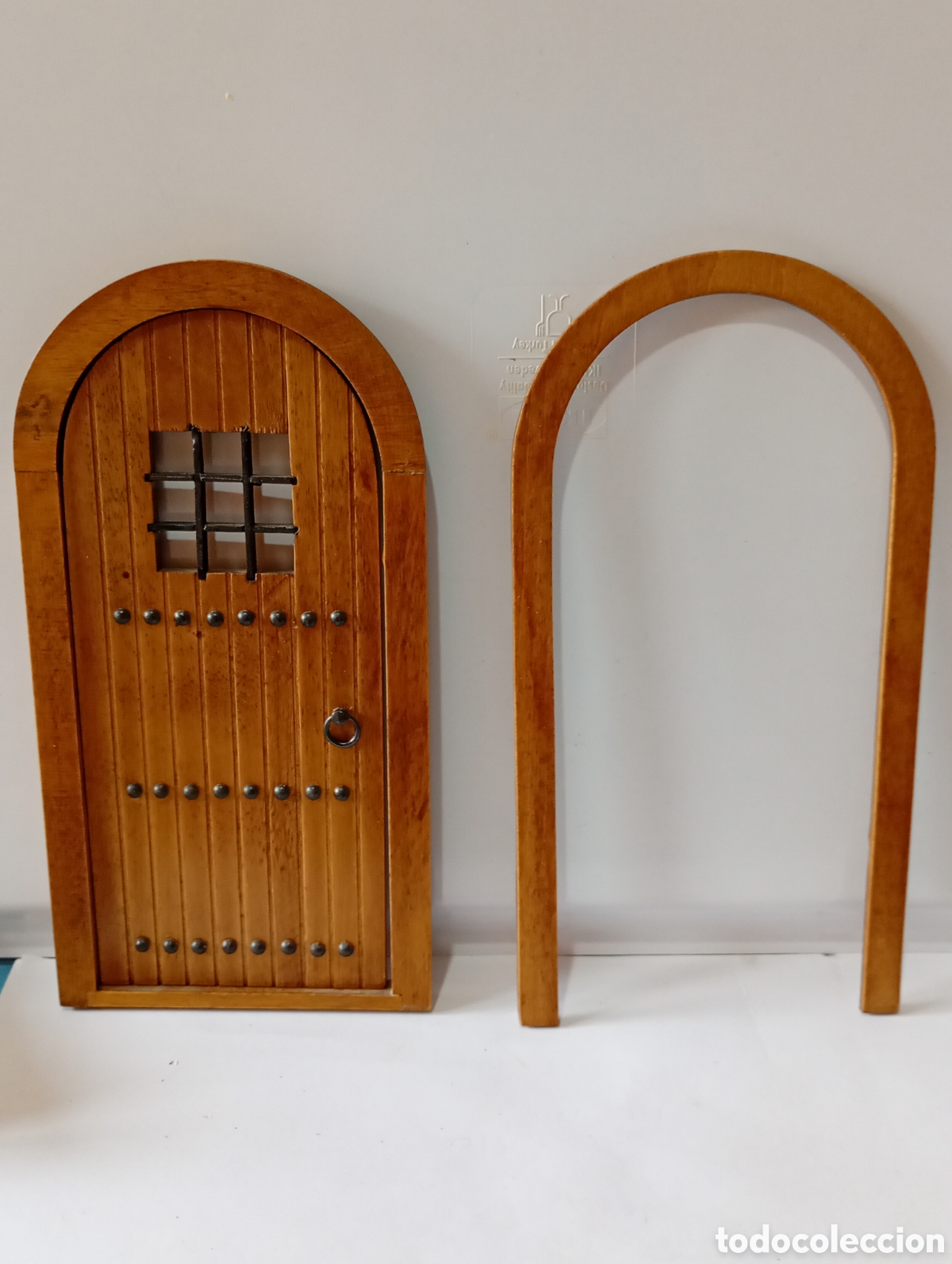Casas de mu&ntilde;ecas: Puerta de entrada en miniatura - Foto 3