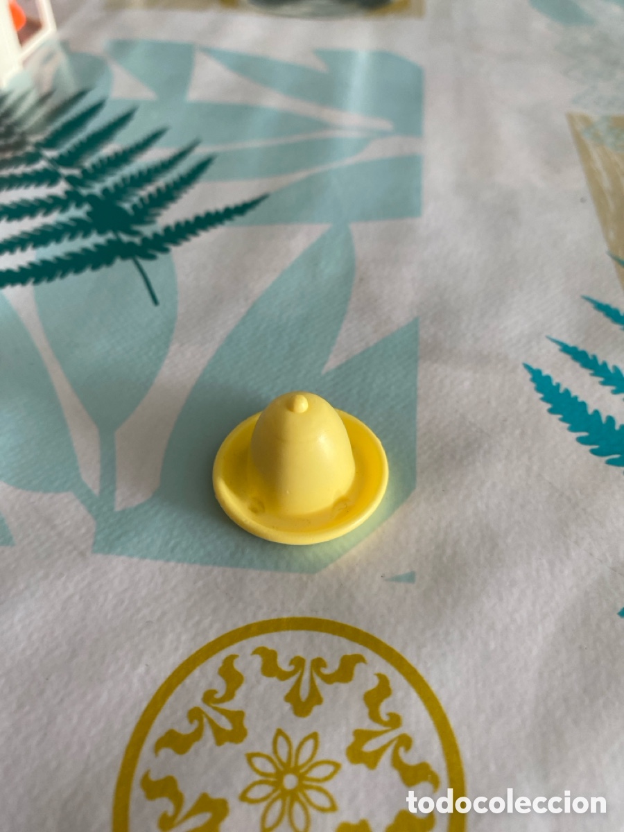 Casas de mu&ntilde;ecas: Accesorios Pinypon sombrero - Foto 1