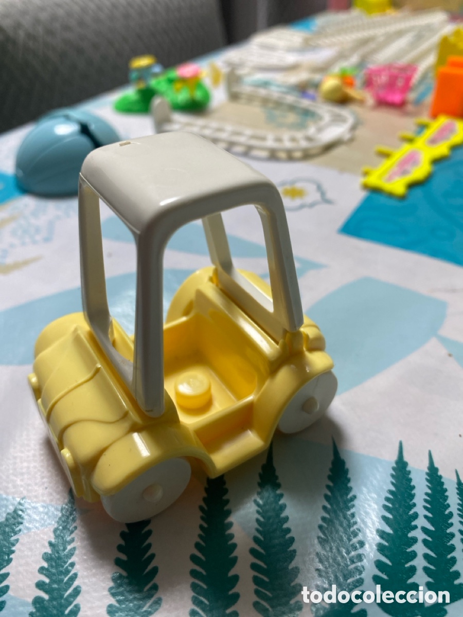 Casas de mu&ntilde;ecas: Accesorios Pinypon coche - Foto 1
