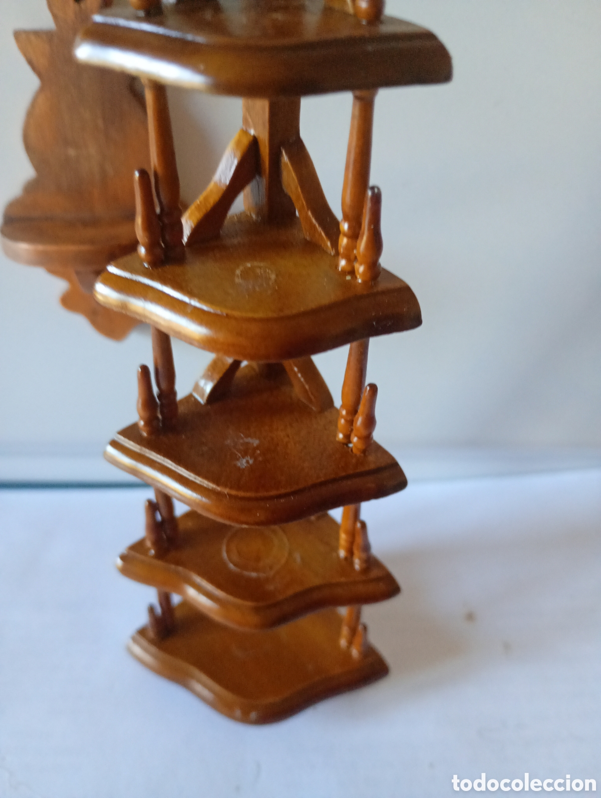 Casas de mu&ntilde;ecas: Estanter&iacute;as de madera en miniatura - Foto 4
