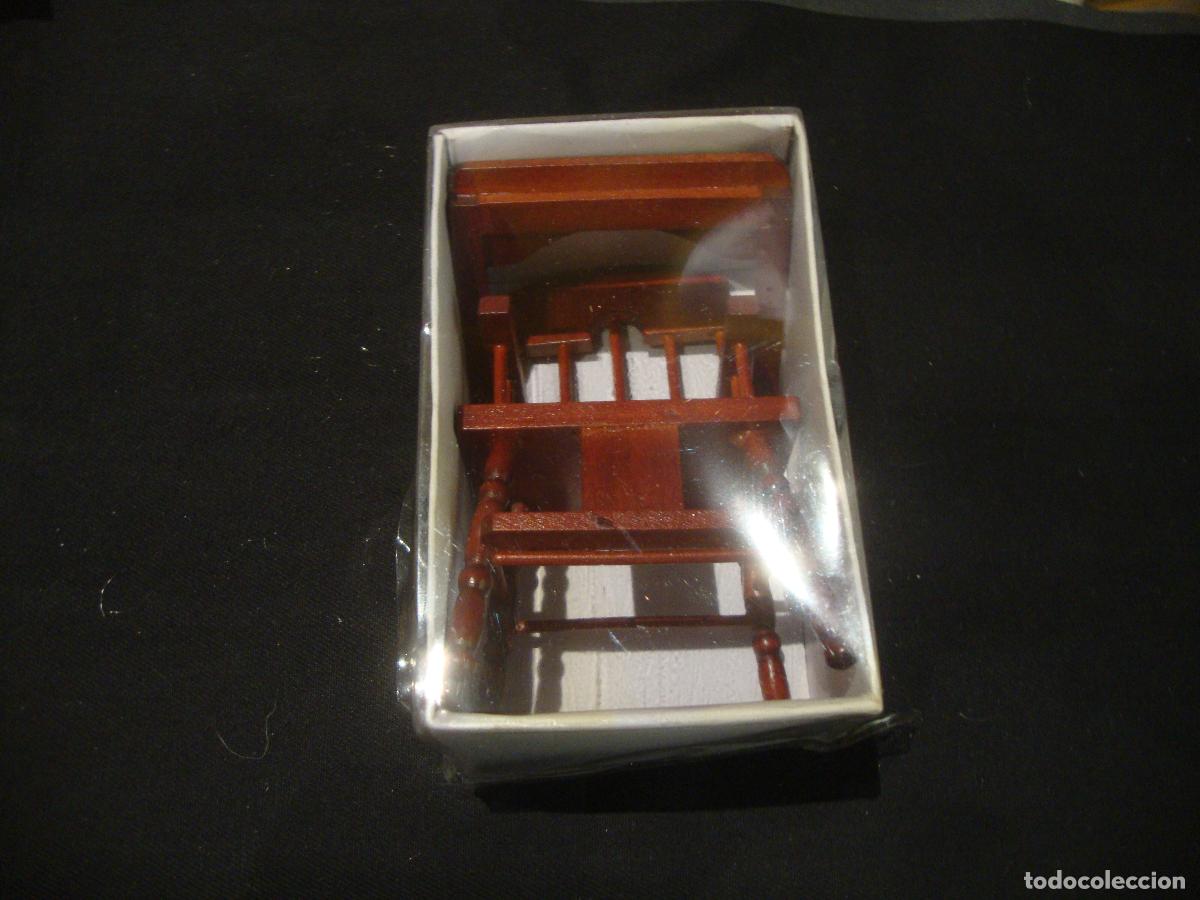 Casas de mu&ntilde;ecas: ACCESORIO CASA DE MU&Ntilde;ECAS VICTORIAN DOLLS TRONA - Foto 1
