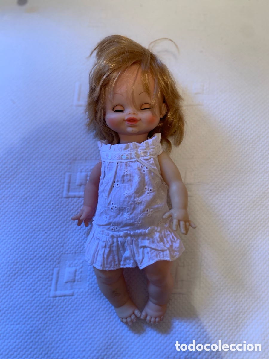Casas de mu&ntilde;ecas: Mu&ntilde;eca antigua sin caja - Foto 2
