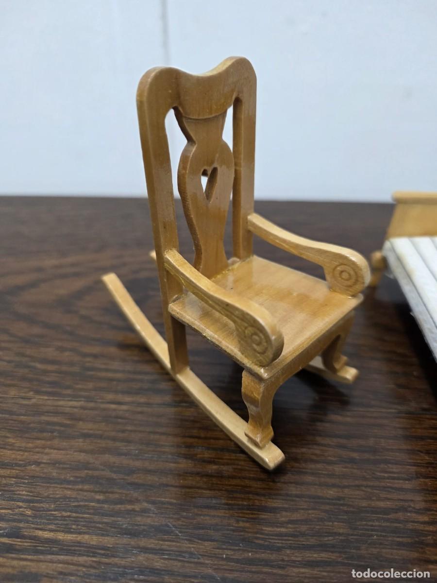 Casas de mu&ntilde;ecas: CONJUNTO DE MUEBLES DE MADERA PARA CASA DE MU&Ntilde;ECAS - Foto 5
