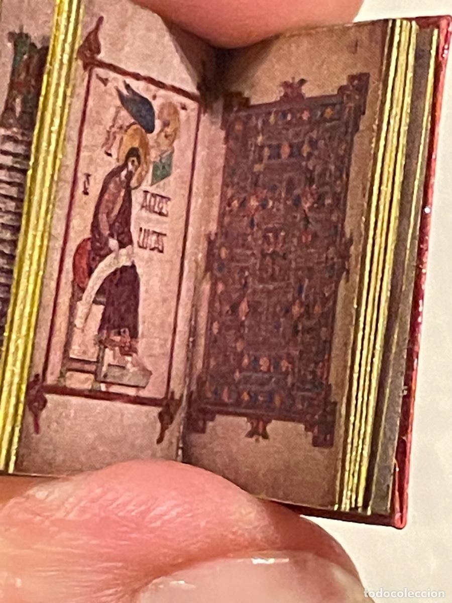 Casas de mu&ntilde;ecas: Libro medieval religioso en miniatura para casa de mu&ntilde;ecas - Foto 5