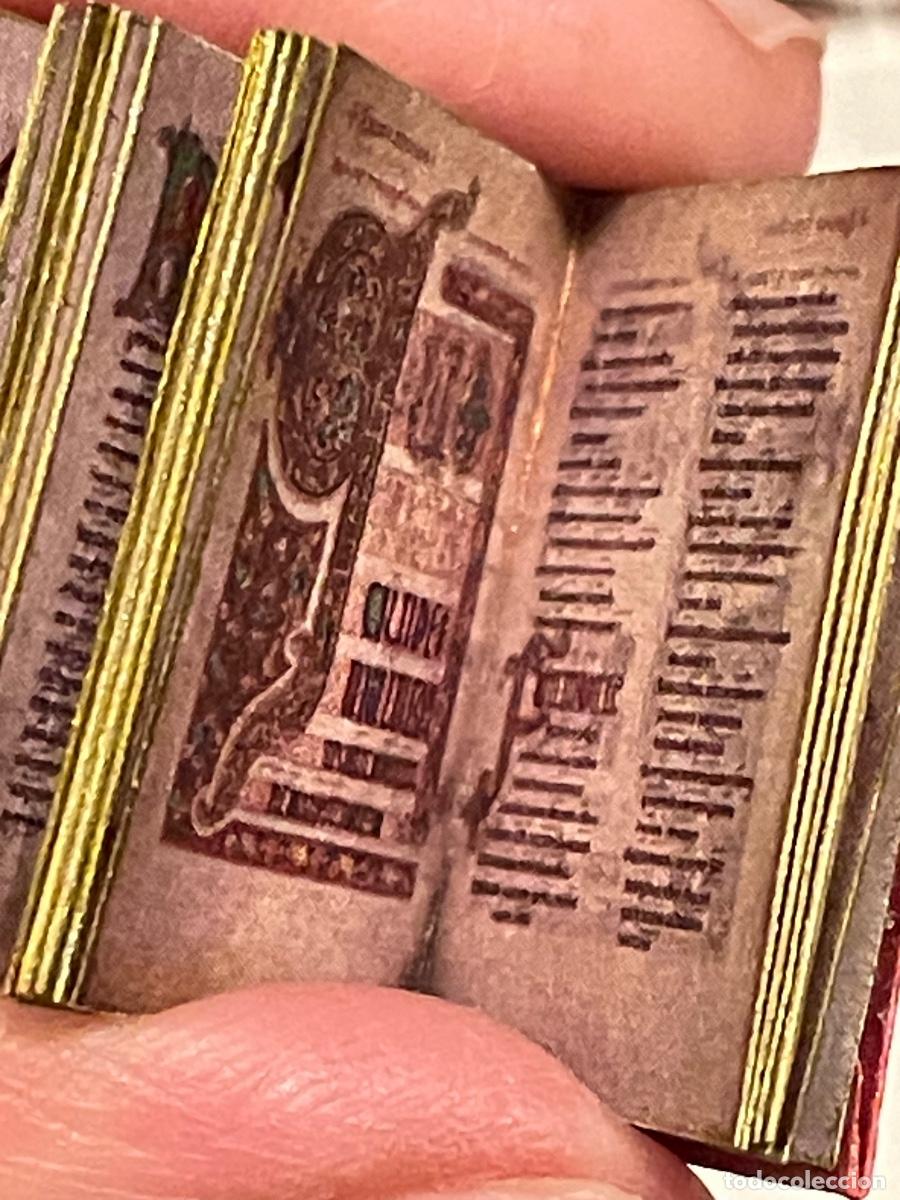 Casas de mu&ntilde;ecas: Libro medieval religioso en miniatura para casa de mu&ntilde;ecas - Foto 7
