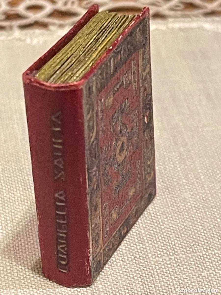 Casas de mu&ntilde;ecas: Libro medieval religioso en miniatura para casa de mu&ntilde;ecas - Foto 9