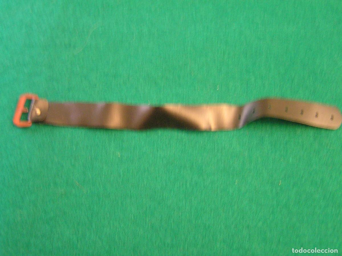 Casas de mu&ntilde;ecas: Antiguo cintur&oacute;n de pl&aacute;stico para mu&ntilde;ecas. Largo: 18 cm. - Foto 2