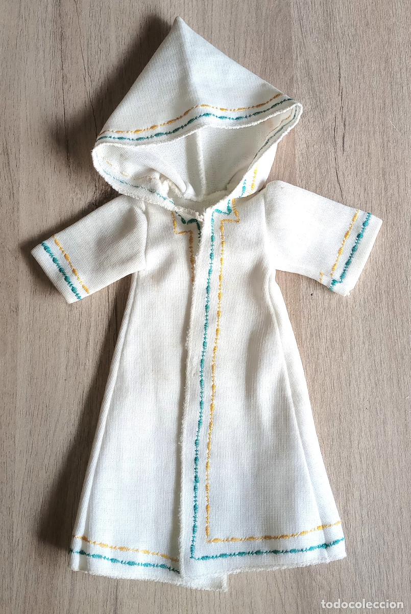 Casas de mu&ntilde;ecas: ROPA DE MU&Ntilde;ECO/A - ALBORNOZ TIPO CHILABA - Foto 1