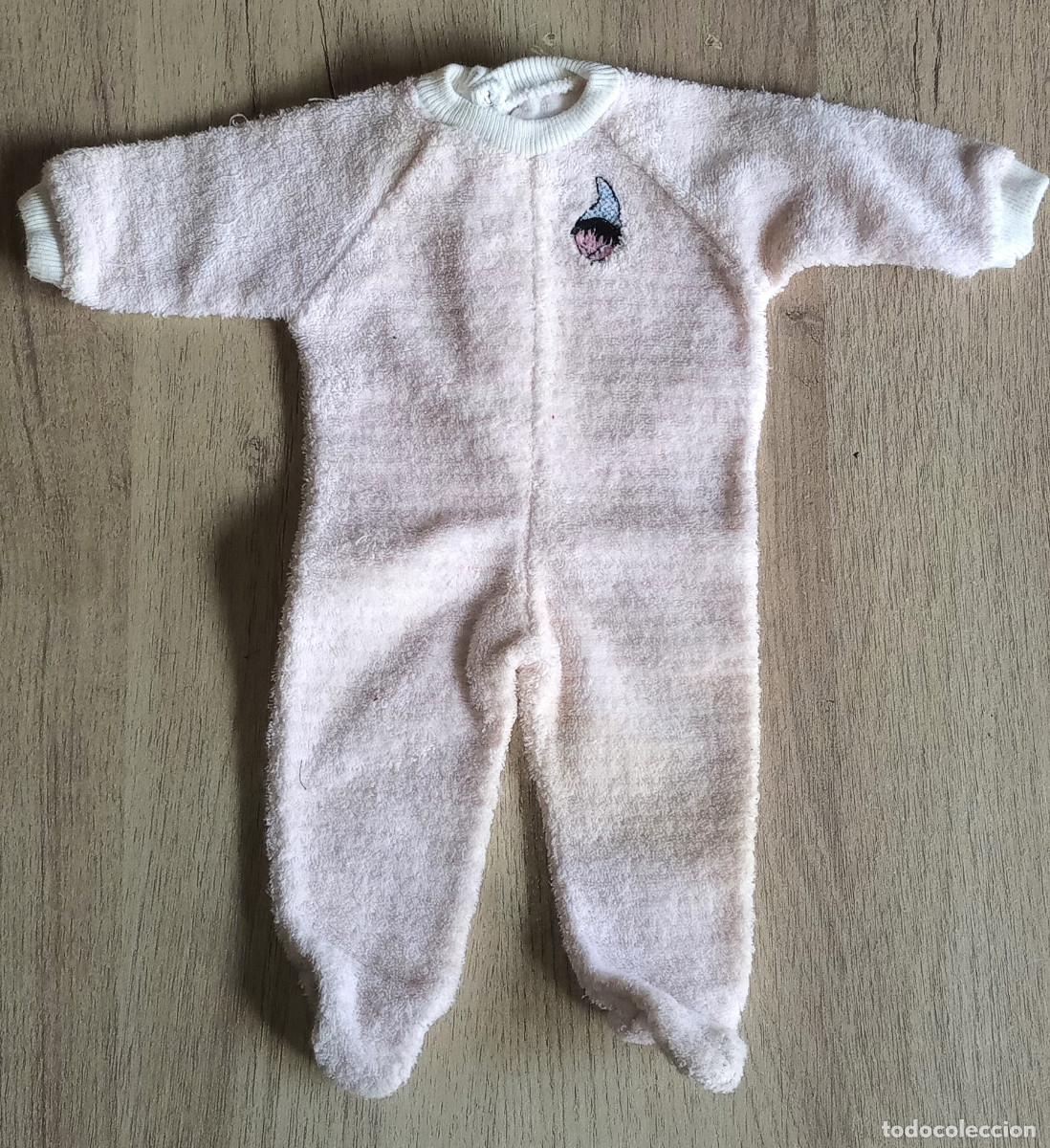 Casas de mu&ntilde;ecas: ROPA DE MU&Ntilde;ECO/A - PIJAMA ROSA Y BLANCO PARA BEB&Eacute; - Foto 1