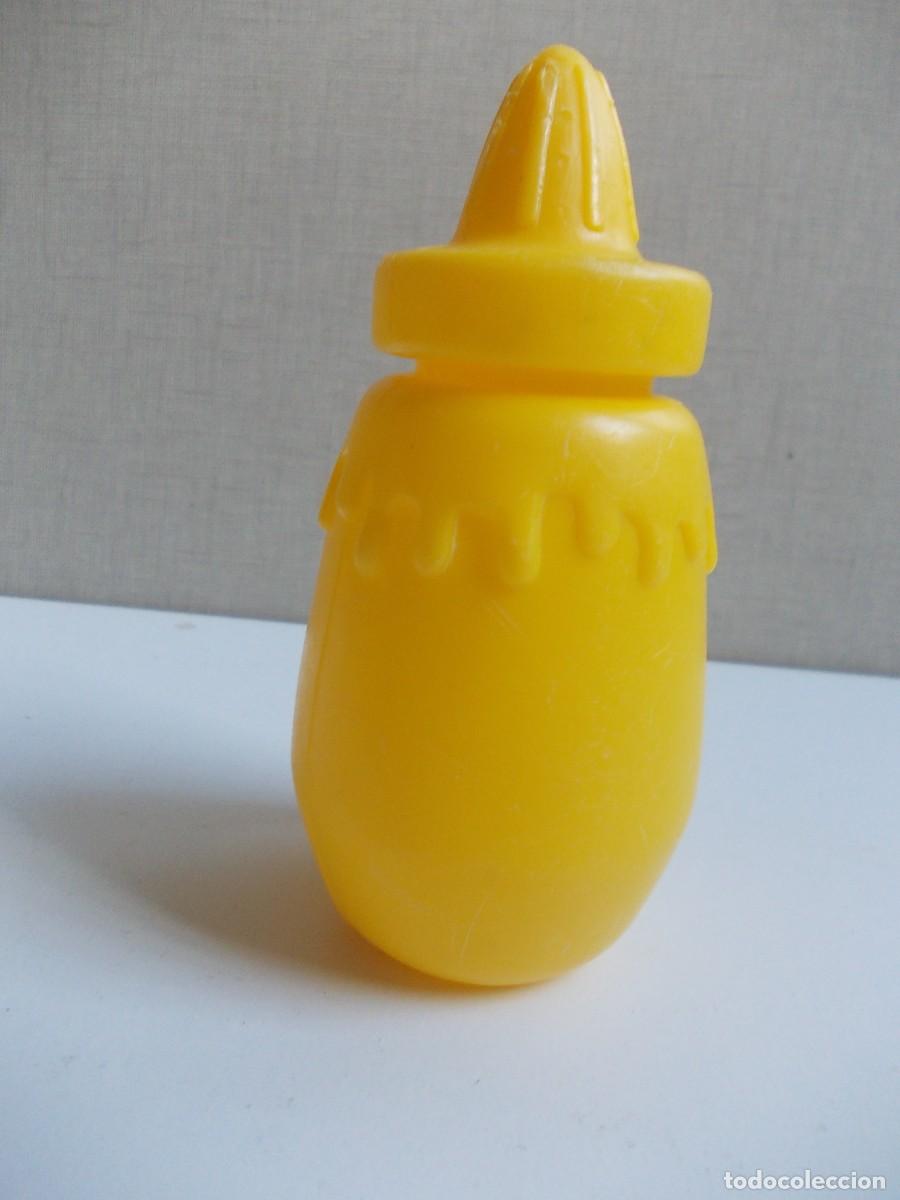 Casas de mu&ntilde;ecas: Biber&oacute;n de Pl&aacute;stico Amarillo Accesorio para Mu&ntilde;eco Beb&eacute; - Foto 1