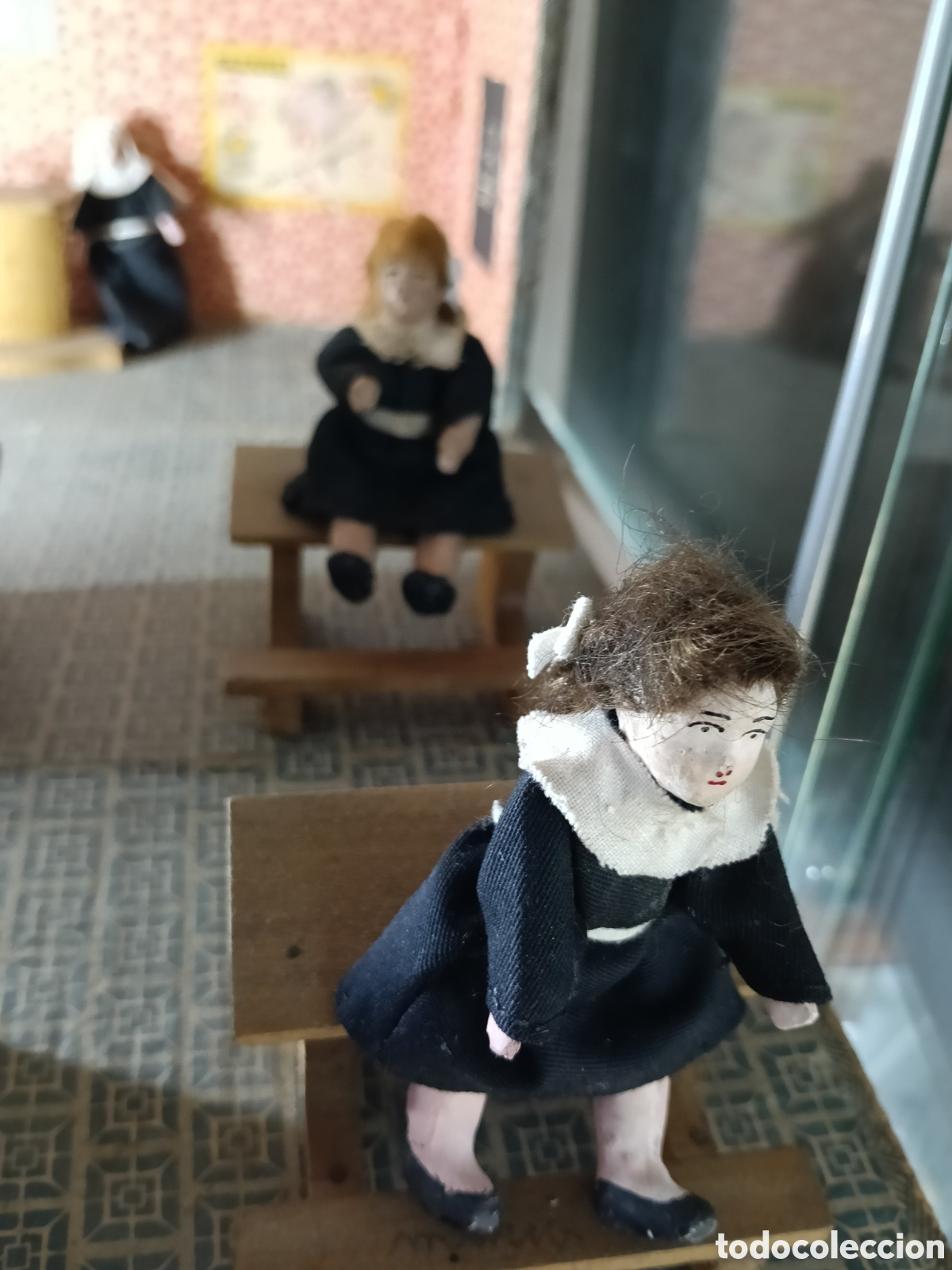 Casas de mu&ntilde;ecas: Escuela de ni&ntilde;as con monja - Foto 8