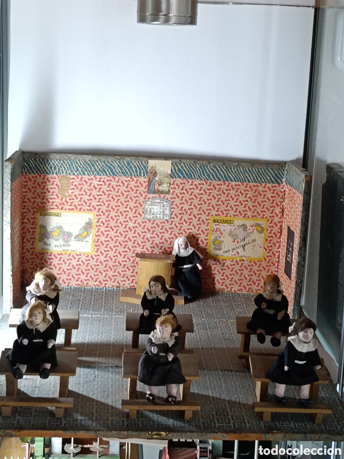 Casas de mu&ntilde;ecas: Escuela de ni&ntilde;as con monja - Foto 13