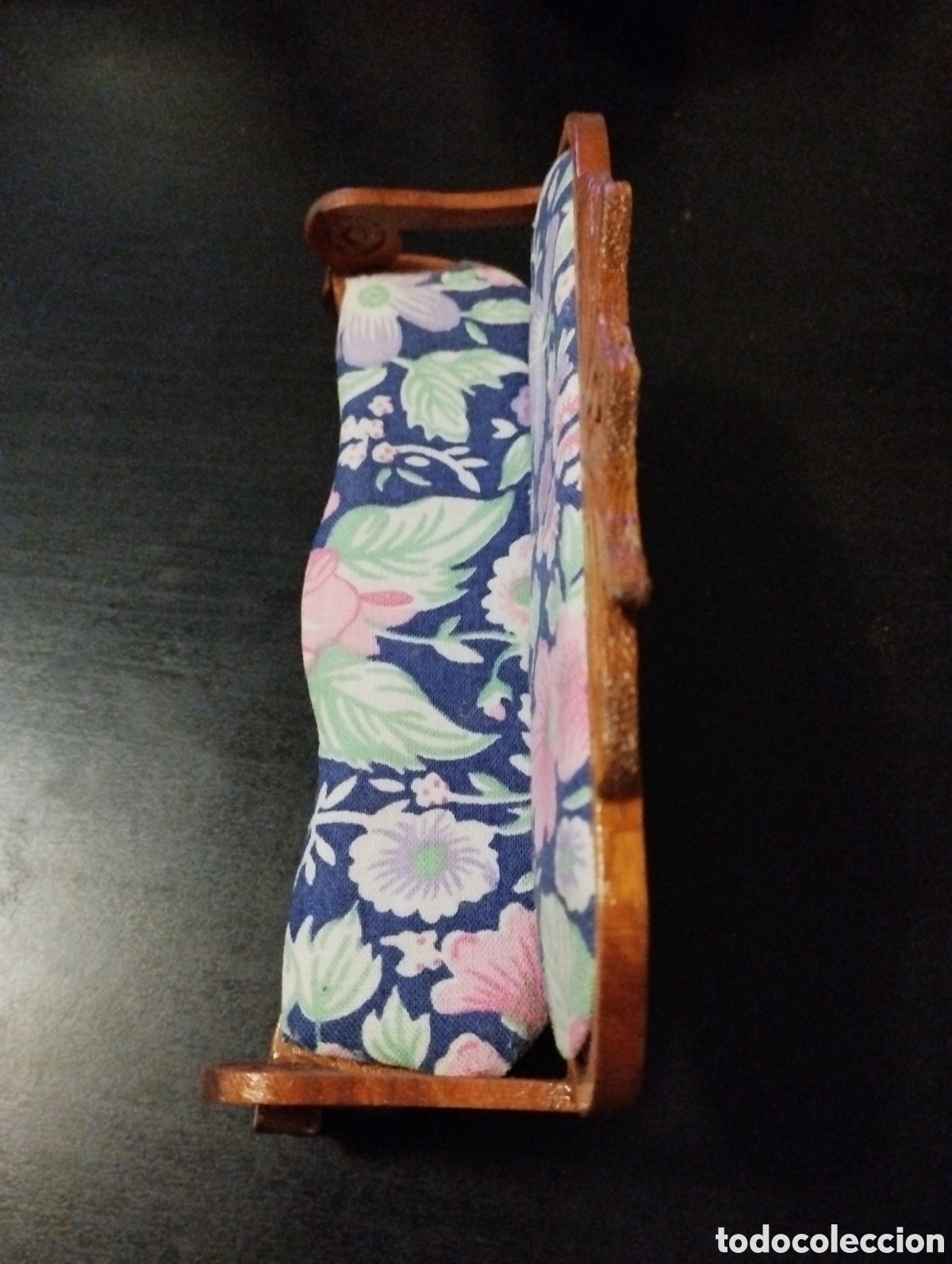 Casas de mu&ntilde;ecas: Sof&aacute; canap&eacute; para casa de mu&ntilde;ecas. - Foto 2