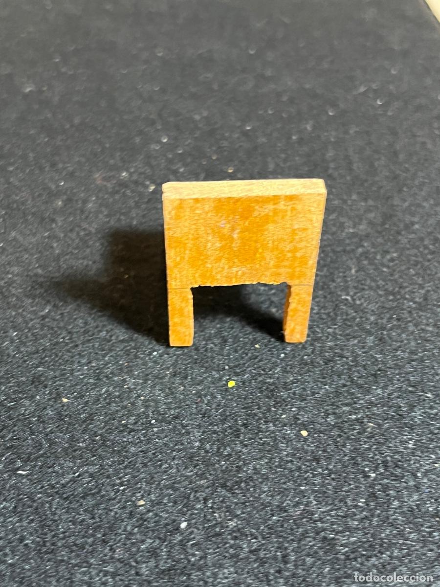 Casas de mu&ntilde;ecas: Silla miniatura madera maciza tallada casa mu&ntilde;ecas mueble r&uacute;stico - Foto 3