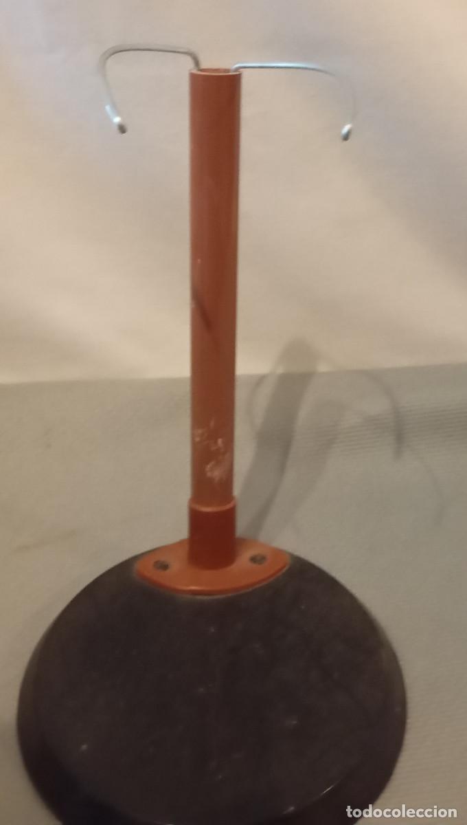 Casas de mu&ntilde;ecas: Soporte negro para mu&ntilde;ecas - Foto 3