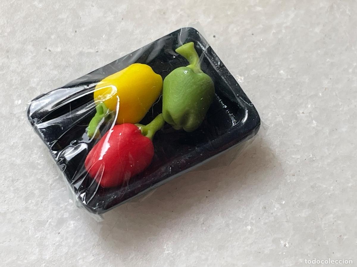 Casas de mu&ntilde;ecas: Pimientos de supermercado para casa de mu&ntilde;ecas - Foto 1