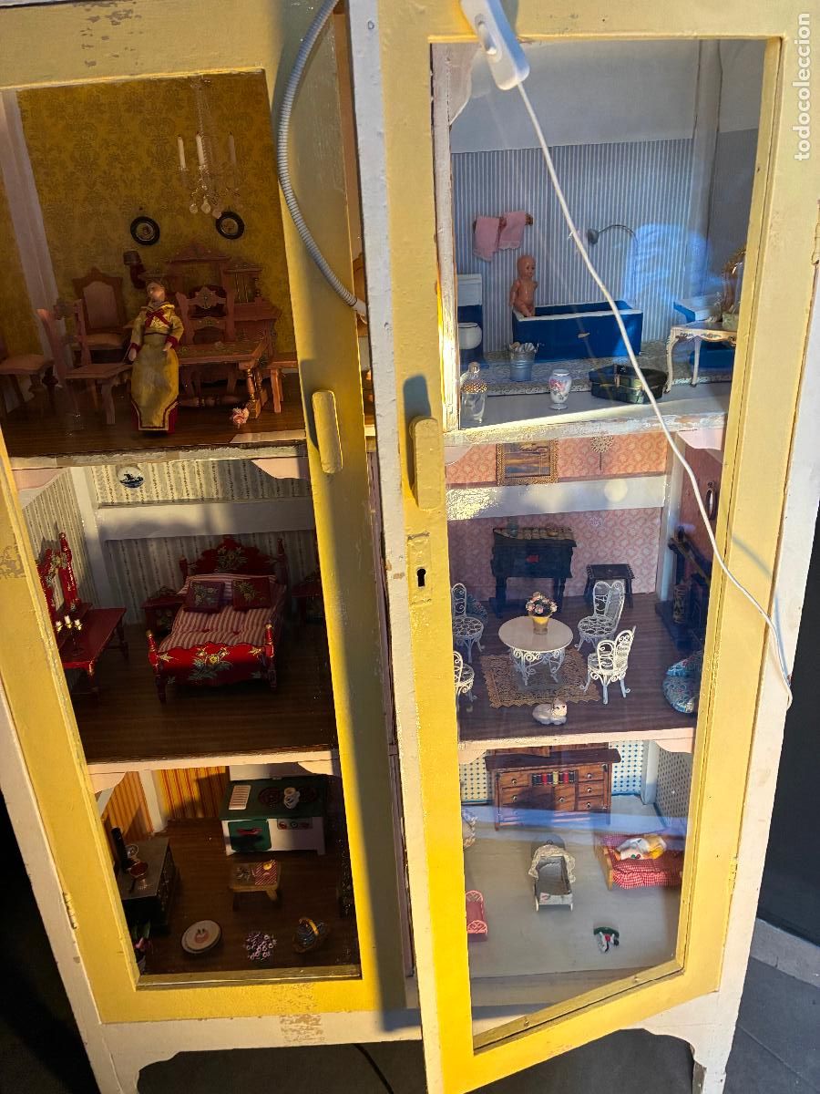 Casas de Mu&ntilde;ecas: Casa de mu&ntilde;ecas armario seis habitaciones con mobiliario y complementos mide 80x35x140 alto fotos