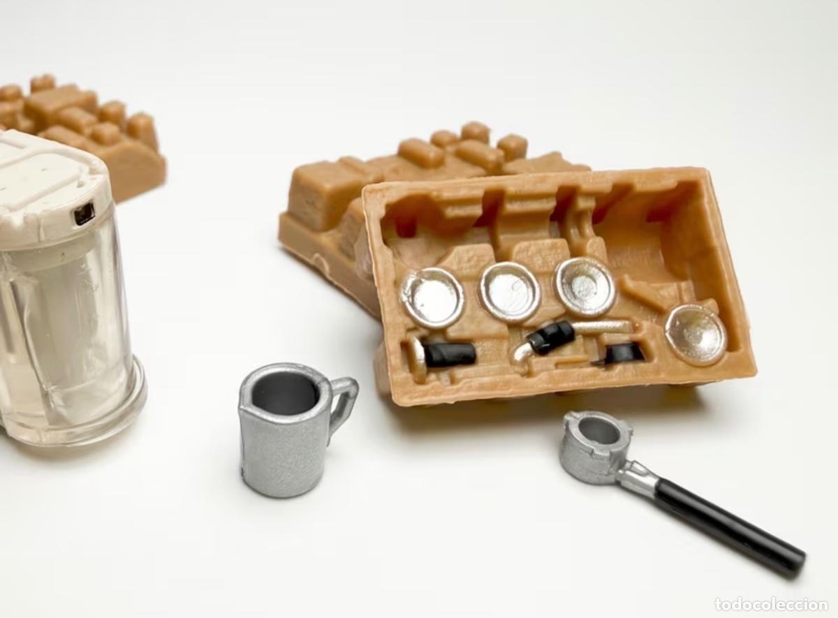 Casas de mu&ntilde;ecas: Cafetera Espresso con caja miniatura casa de mu&ntilde;ecas - Foto 9