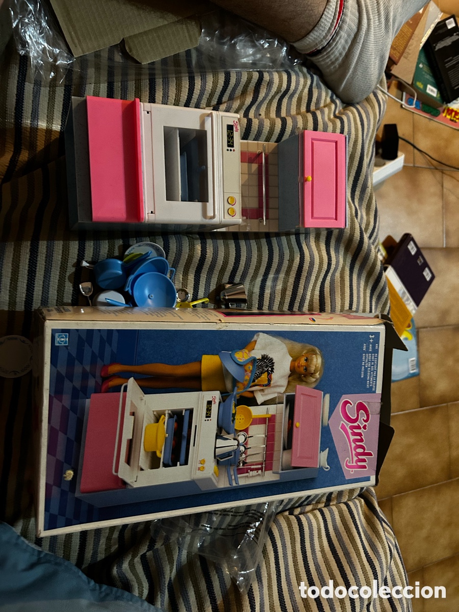 Casas de Mu&ntilde;ecas: Cocina sindy antigua