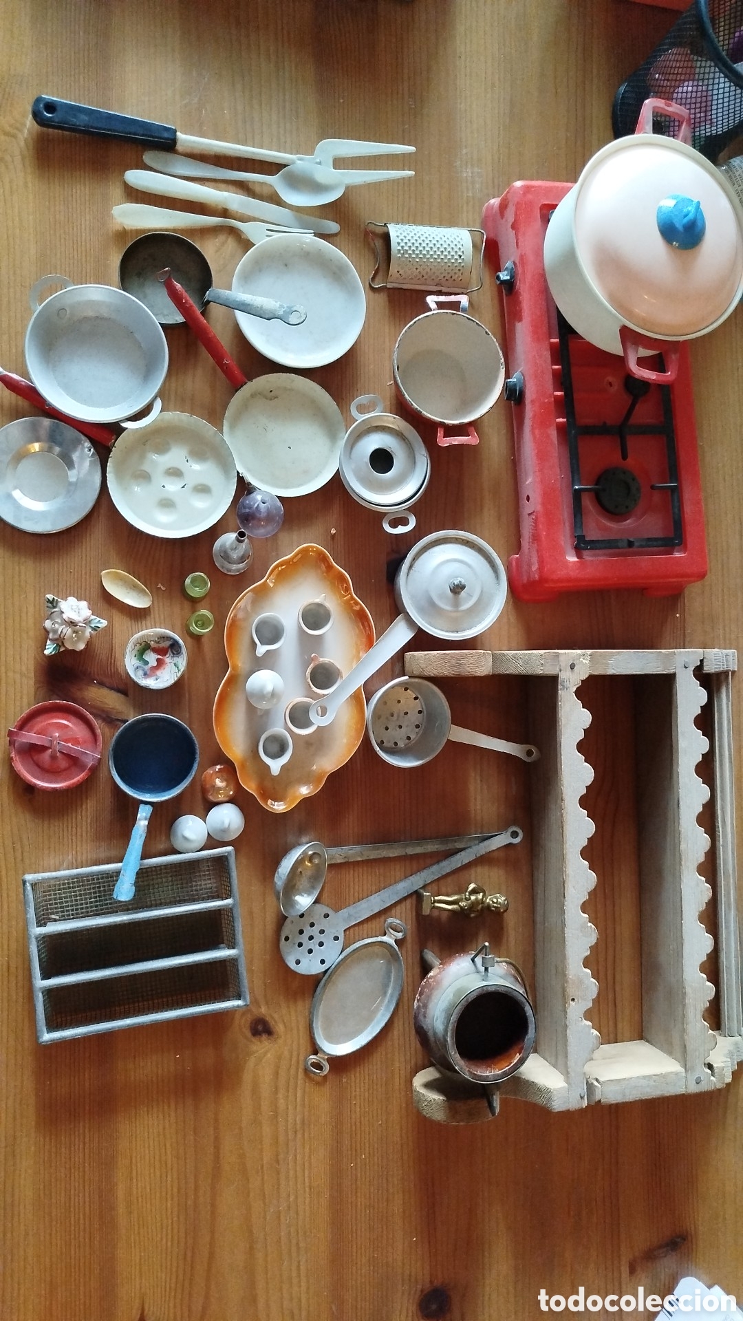 Casas de mu&ntilde;ecas: Cacharritos de casa de mu&ntilde;ecas - Foto 1