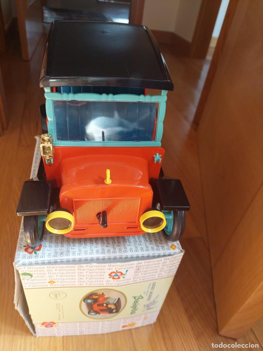 Casas de mu&ntilde;ecas: Coche musical barriguitas - Foto 2