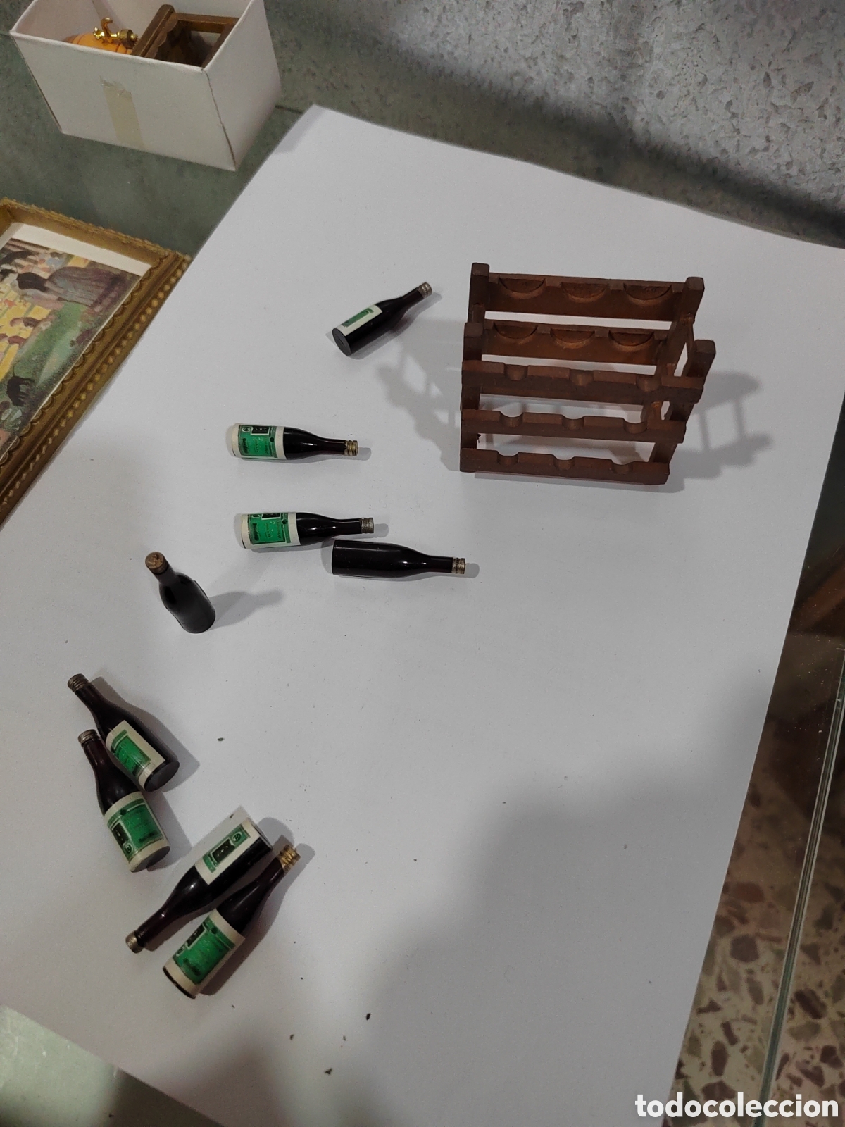 Casas de Mu&ntilde;ecas: Botellero casa de mu&ntilde;ecas