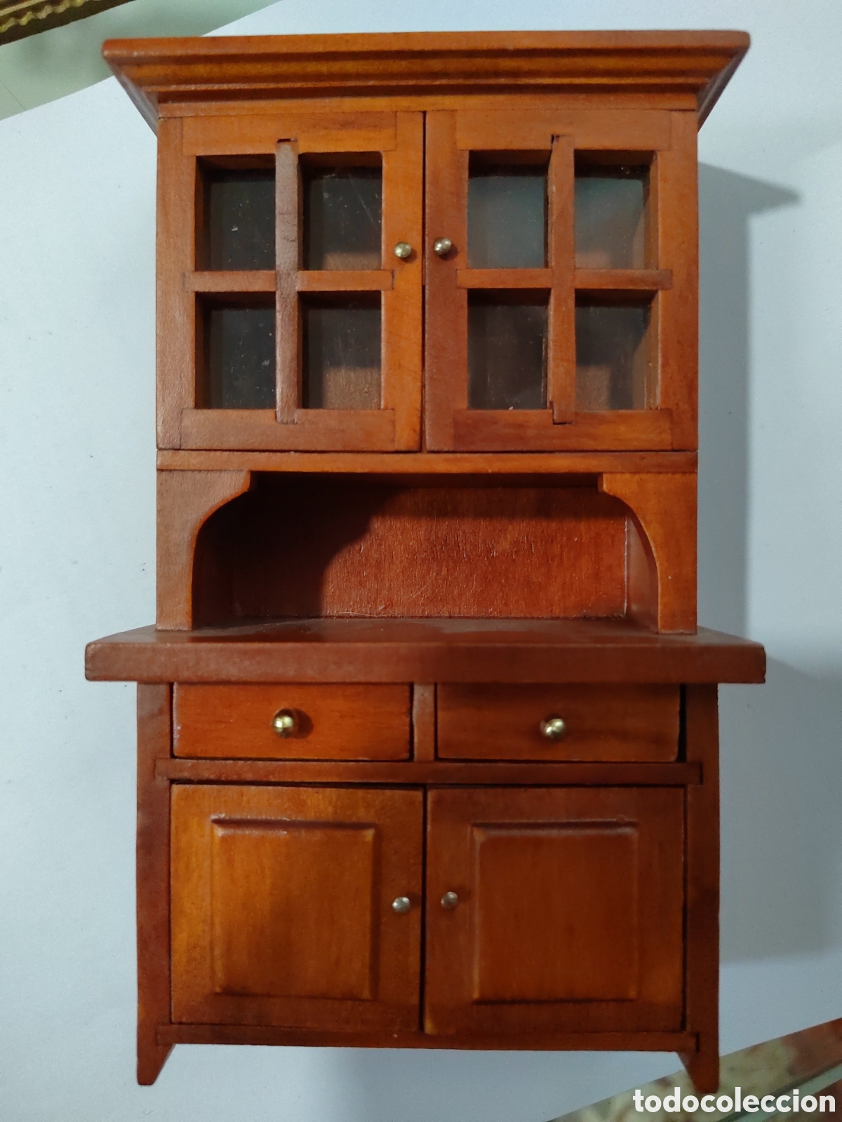 Casas de Mu&ntilde;ecas: Mueble antiguo casa de madera