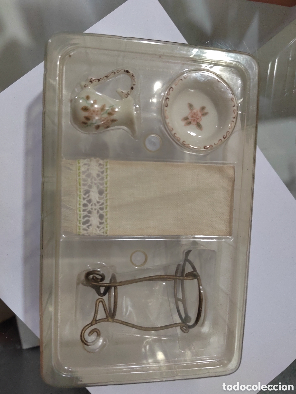 Casas de Mu&ntilde;ecas: Lavabo antiguo para casa de mu&ntilde;ecas