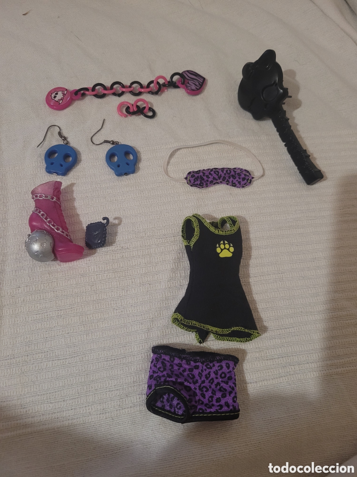 Casas de Mu&ntilde;ecas: Complementos de las Monster High