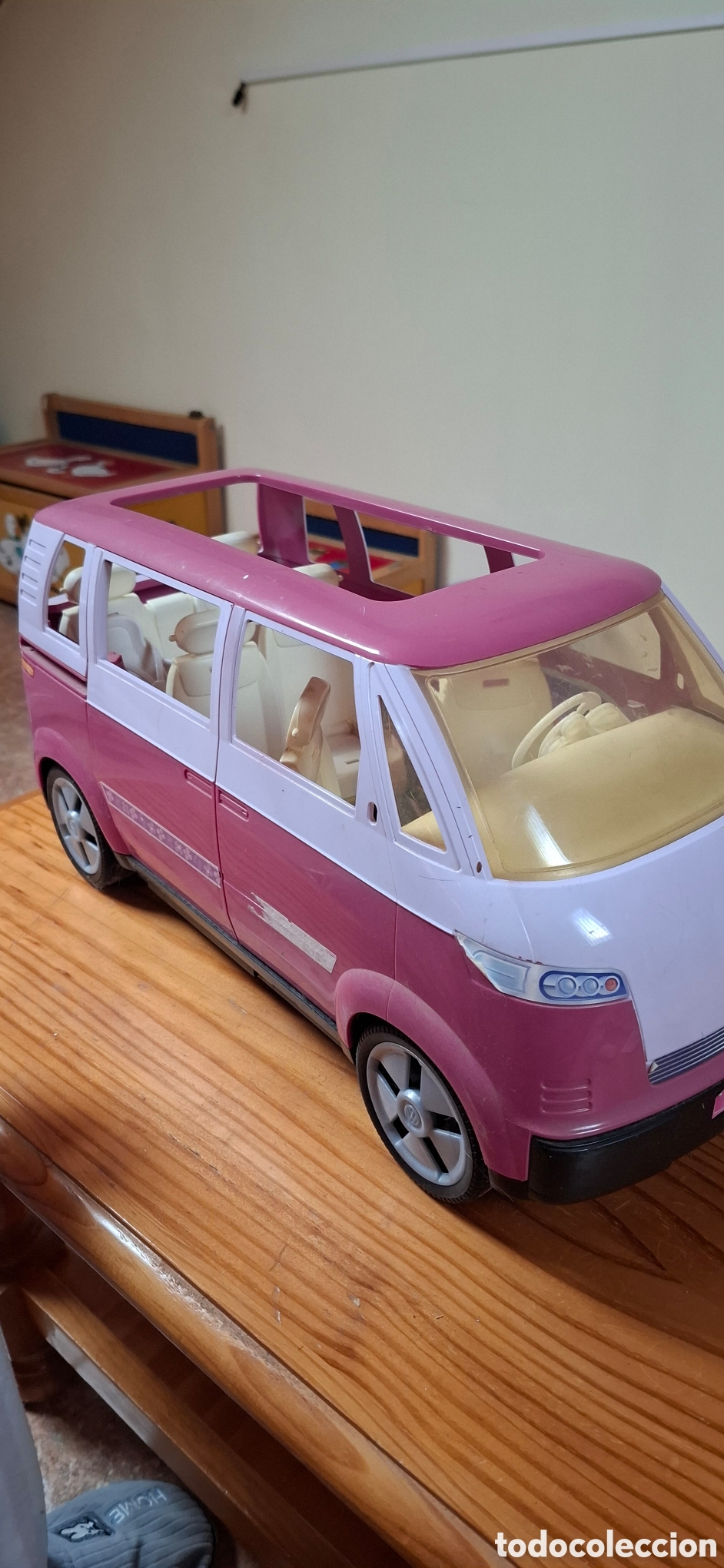 Casas de Mu&ntilde;ecas: Microbus-furgoneta Volkswagen Barbie