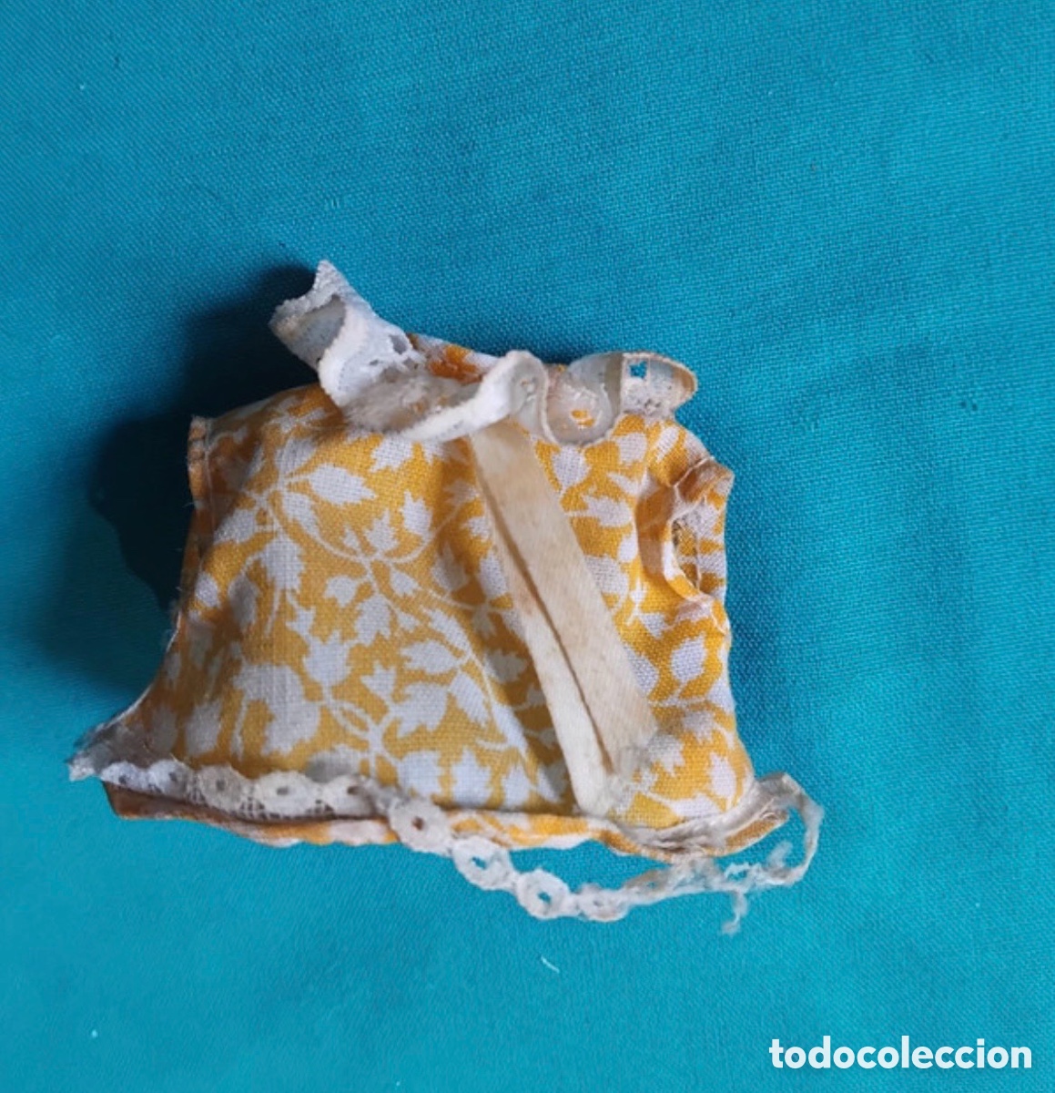 Doll houses: Ropita vintage para mu&ntilde;ecas Barriguitas.
