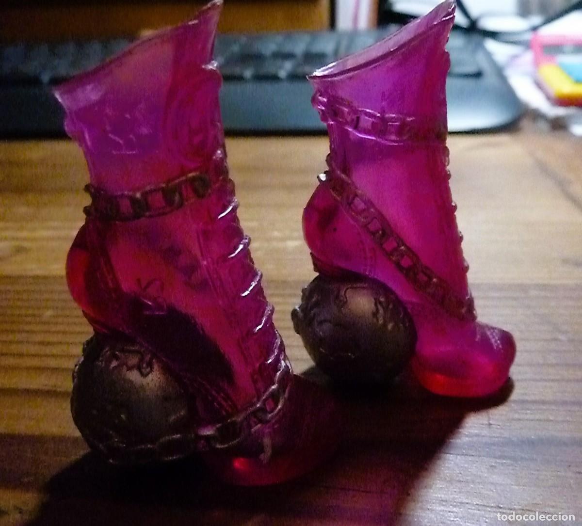 Casas de mu&ntilde;ecas: Botas, botines Monster High - Foto 3