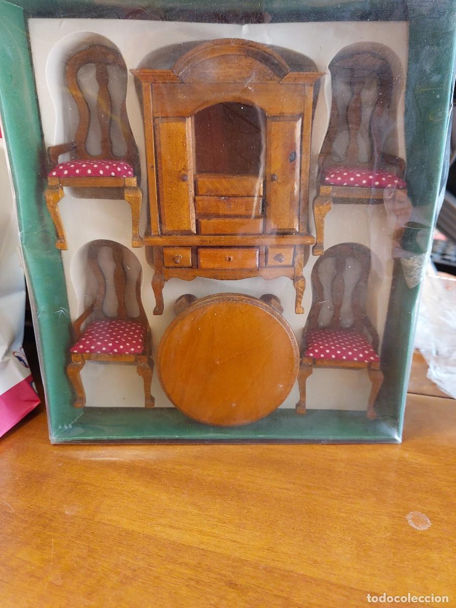 Casas de Mu&ntilde;ecas: Set mini muebles madera casa de mu&ntilde;ecas con caja &ndash; comedor cl&aacute;sico