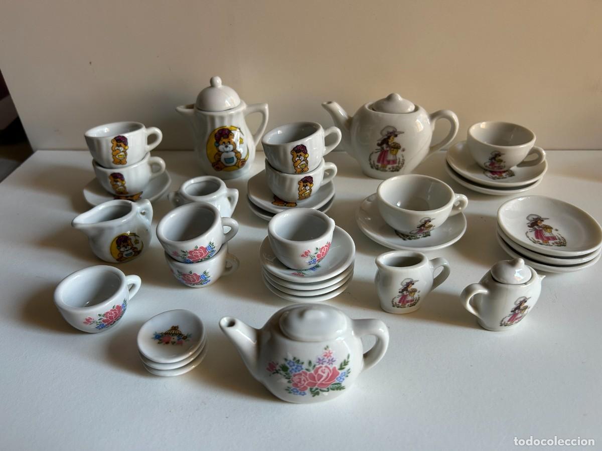 Casas de Mu&ntilde;ecas: 3 Juegos de te miniatura de porcelana vintage