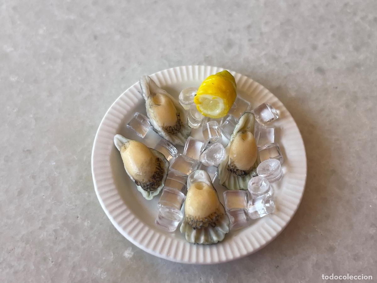Casas de Mu&ntilde;ecas: Plato de ostras con lim&oacute;n y hielos miniatura