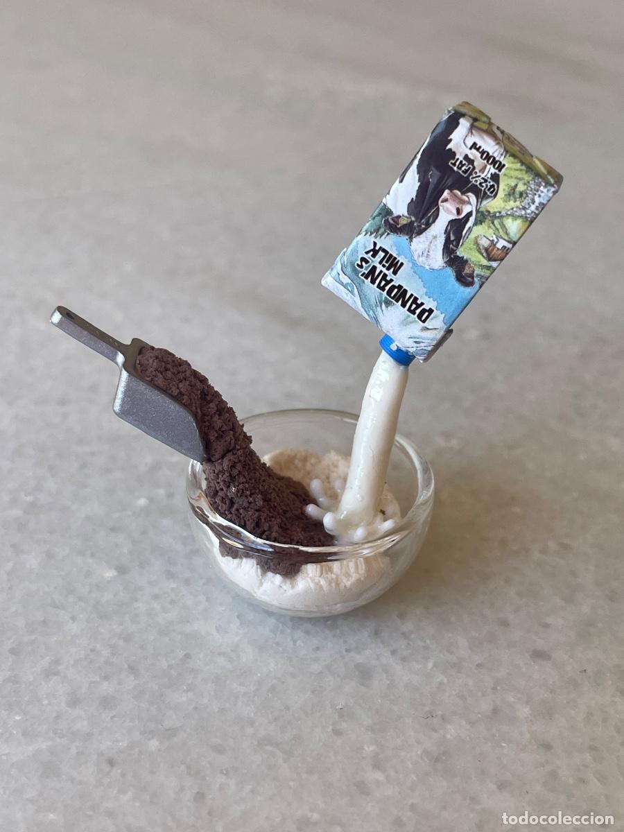Casas de Mu&ntilde;ecas: Mezcla de leche con cacao en miniatura para casa de mu&ntilde;ecas