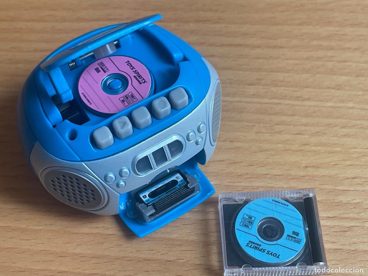 Casas de Mu&ntilde;ecas: Equipo de m&uacute;sica con CD en miniatura para casa de mu&ntilde;ecas