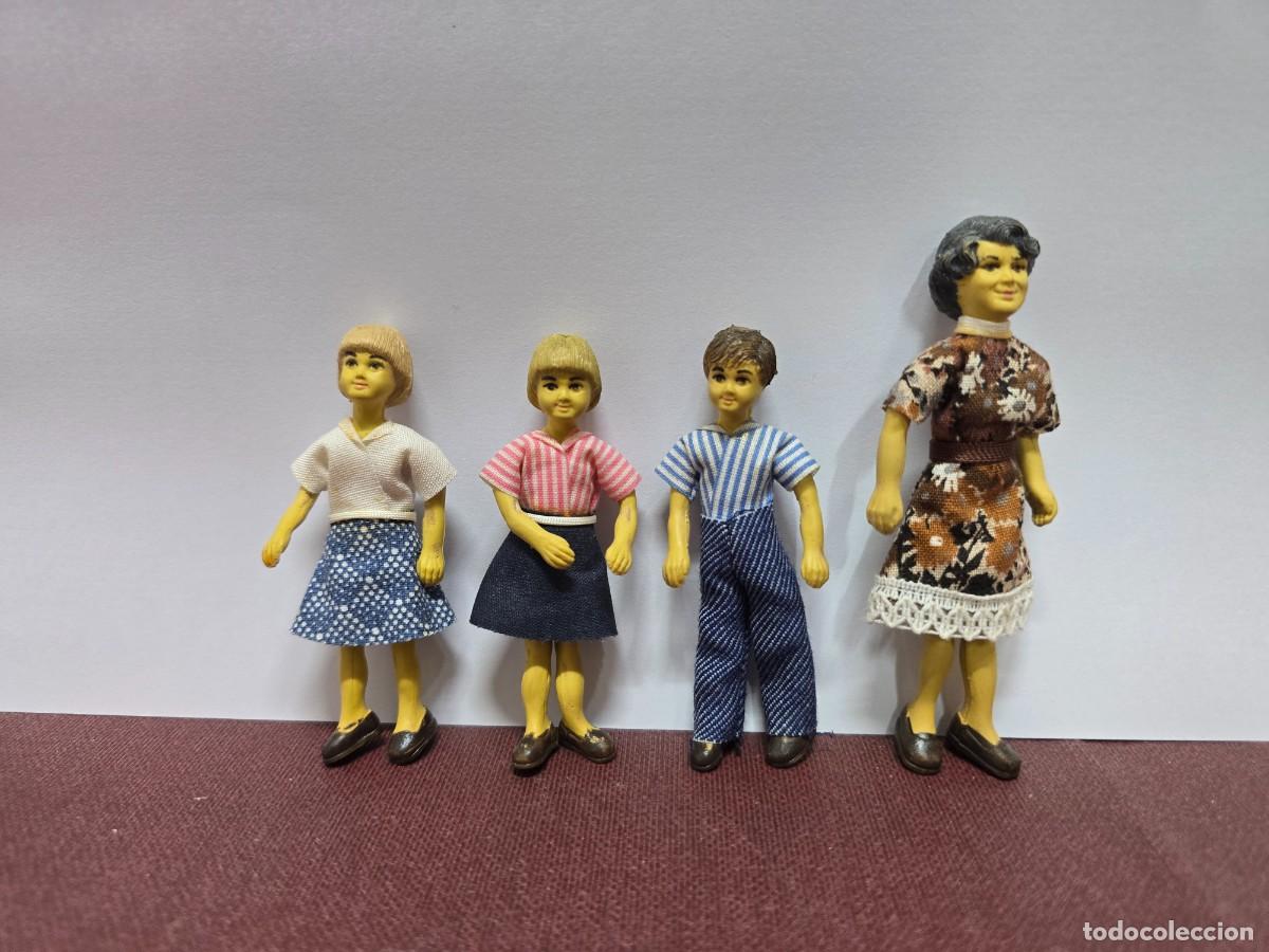 Casas de Mu&ntilde;ecas: Lote 4 figuras alemanas casa de mu&ntilde;ecas Huckel / Lundby