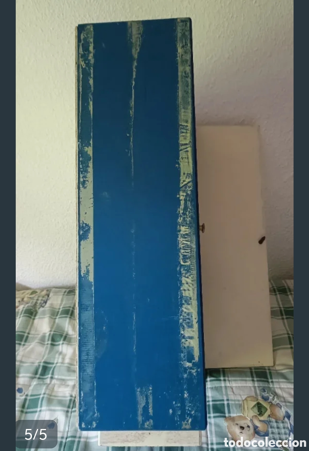 Casas de mu&ntilde;ecas: Armario Nancy de madera con perchas - Foto 4
