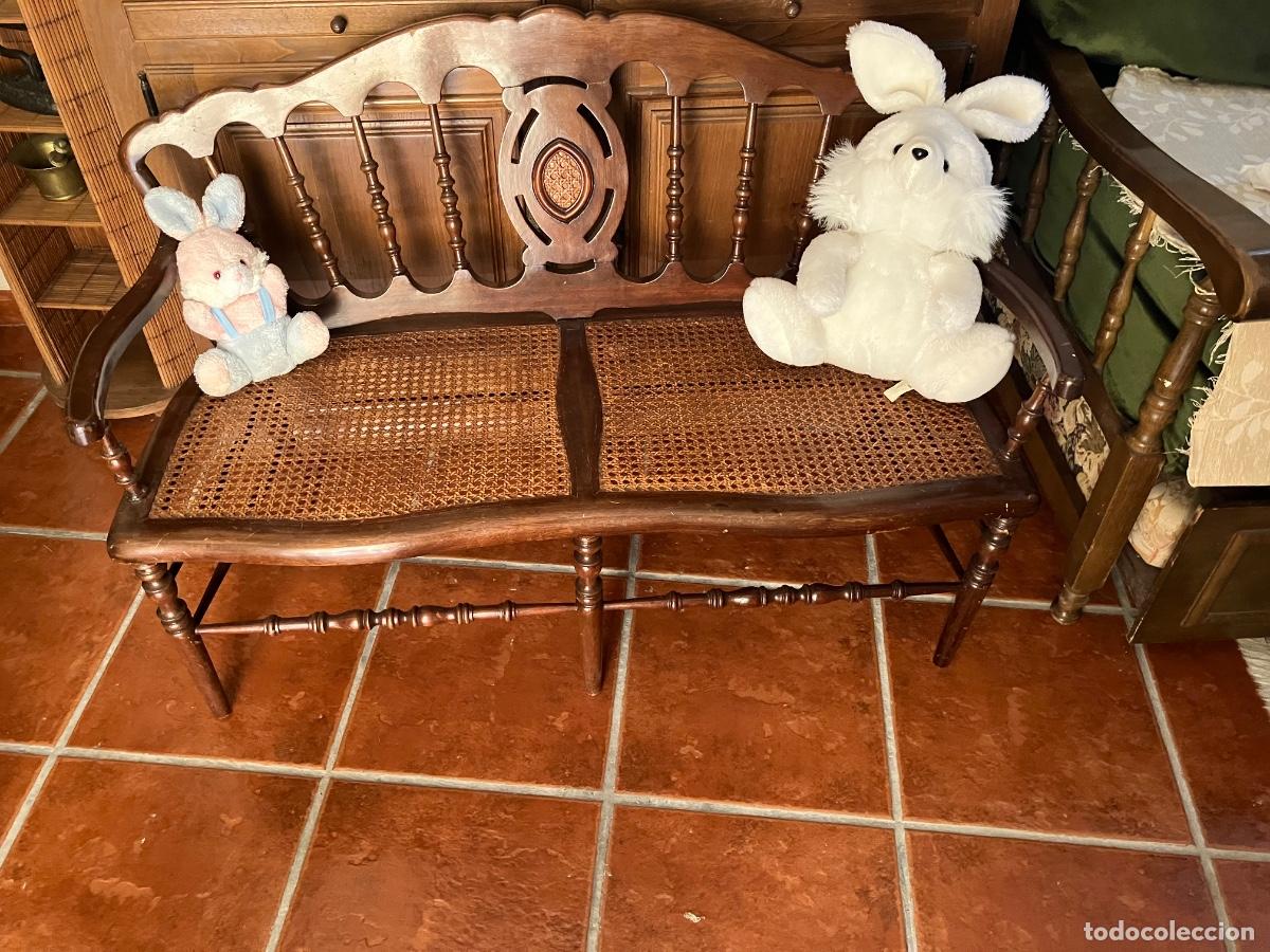 Casas de mu&ntilde;ecas: SILL&Oacute;N MU&Ntilde;ECAS CAOBA Y REGILLA ,97 CM - Foto 1