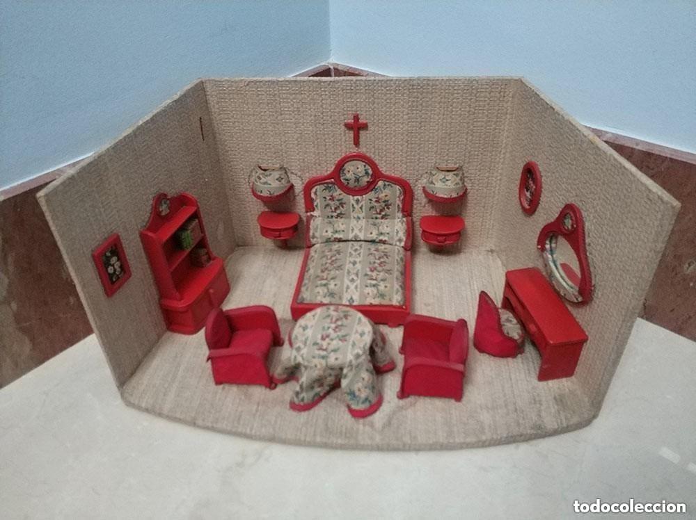Maisons de Poup&eacute;es: Antiguo y bonito dormitorio habitacion diorama casa de mu&ntilde;ecas