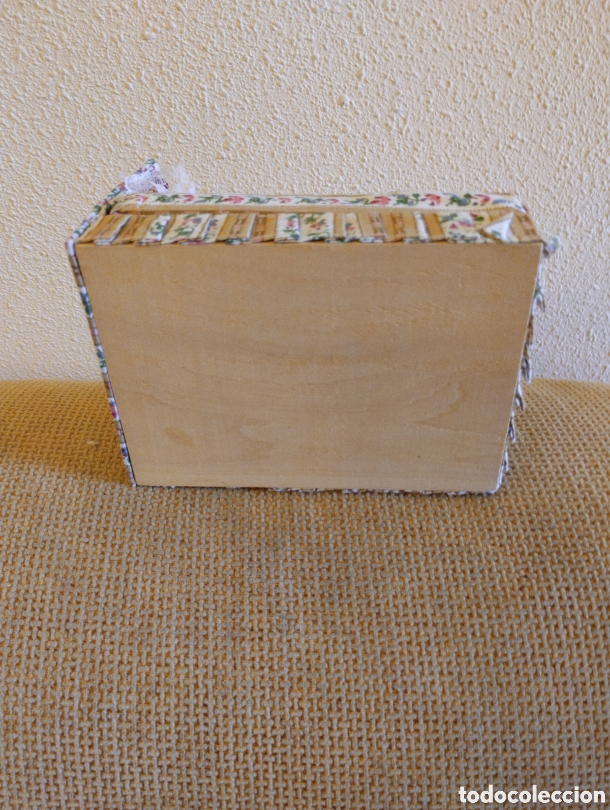 Casas de mu&ntilde;ecas: Cama para casa de mu&ntilde;ecas - Foto 5